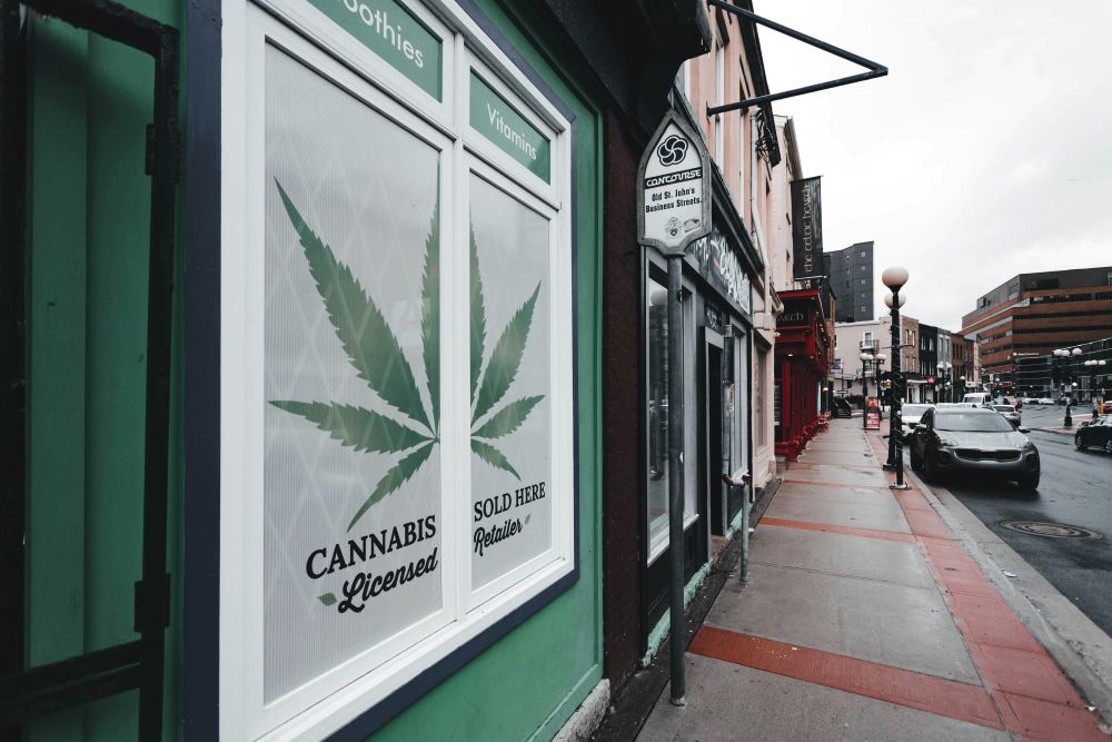 Cannabis Retailer Sues New York Over Union Rule